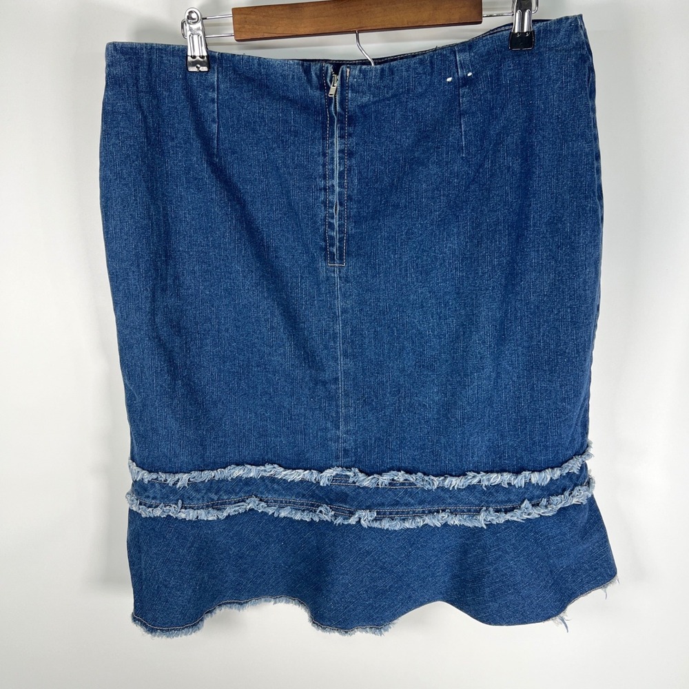Quizz New York Y2K Denim Mermaid Midi Skirt Blue Frayed Rosette Size 16 Retro - Picture 4 of 7